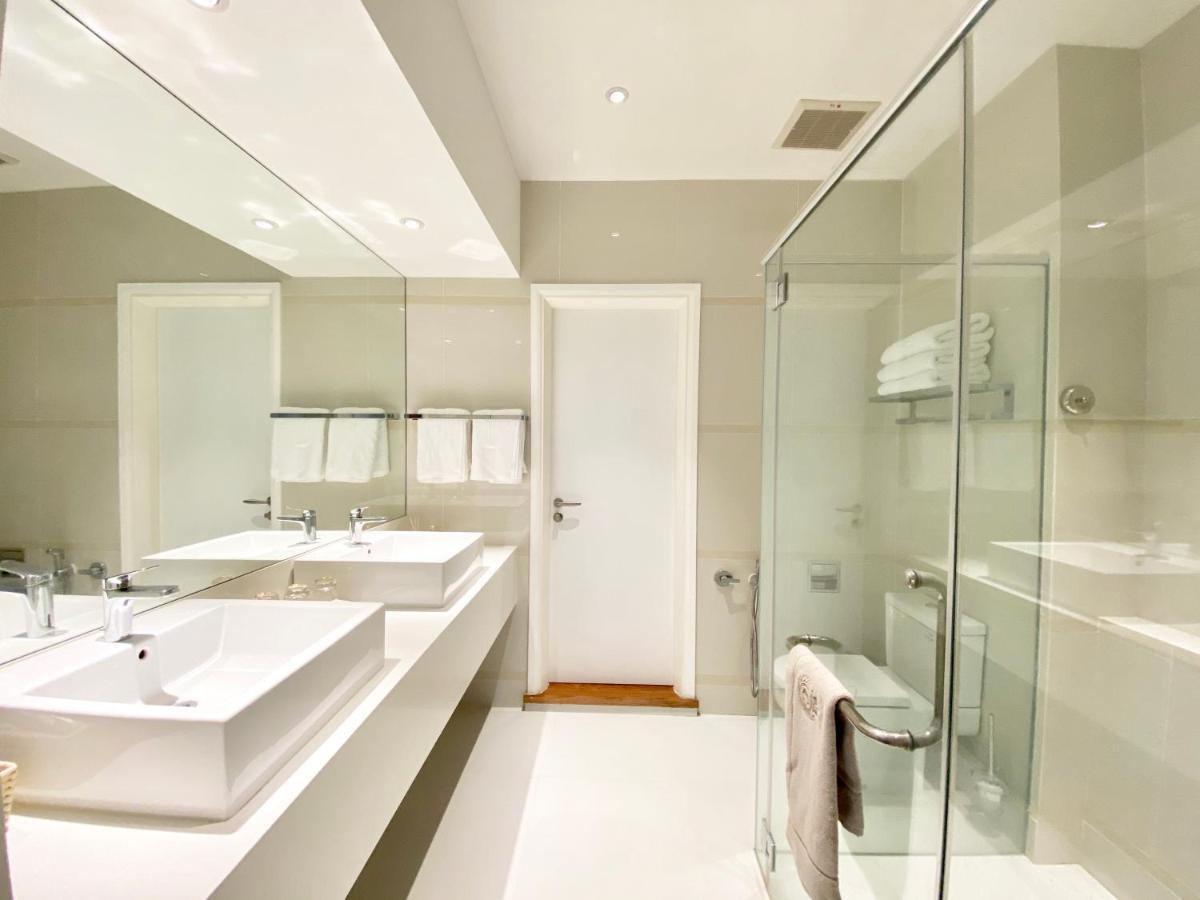 Molly Luxury Private Pool Bungalow茉莉的家豪华私人泳池别墅 Pantai Cenang  Ngoại thất bức ảnh